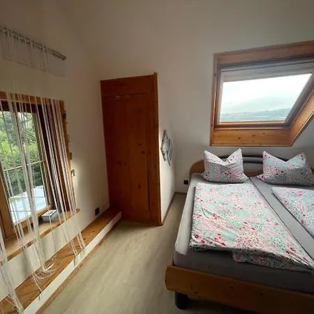 - In Der Hohen Eich Dg Apartman Überlingen