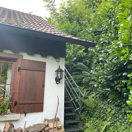 - In Der Hohen Eich Dg 公寓 于伯林根