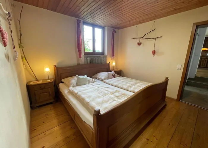 - In Der Hohen Eich Dg